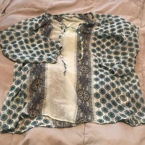 Size large old navy blouse
